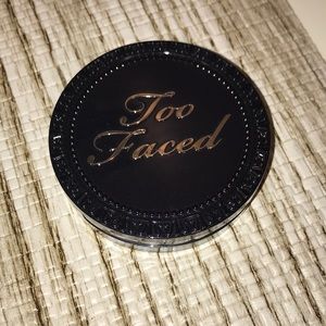 Too Faced Cocoa Powder Foundation Medium